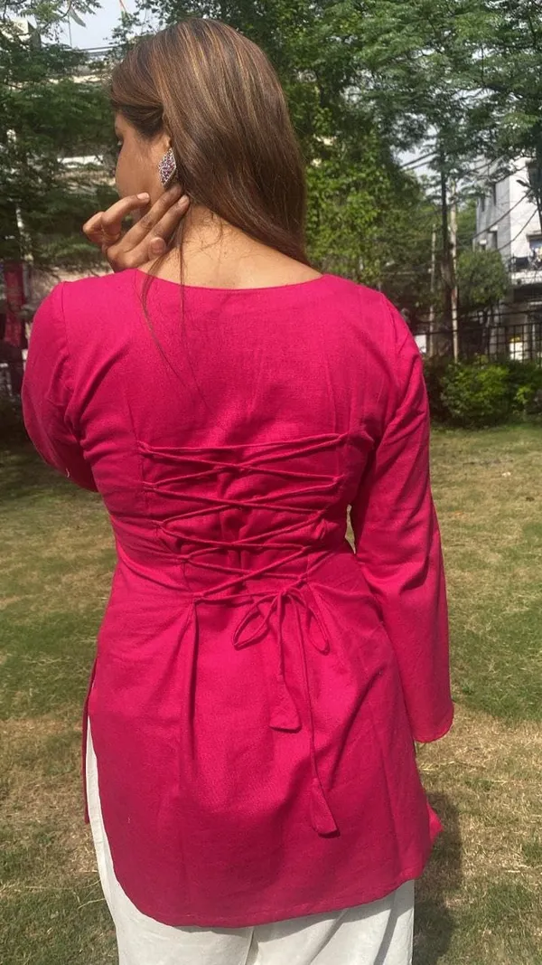 Pink_Cotton_Cambric_Back_Lace-Up_Kurti_For_Women