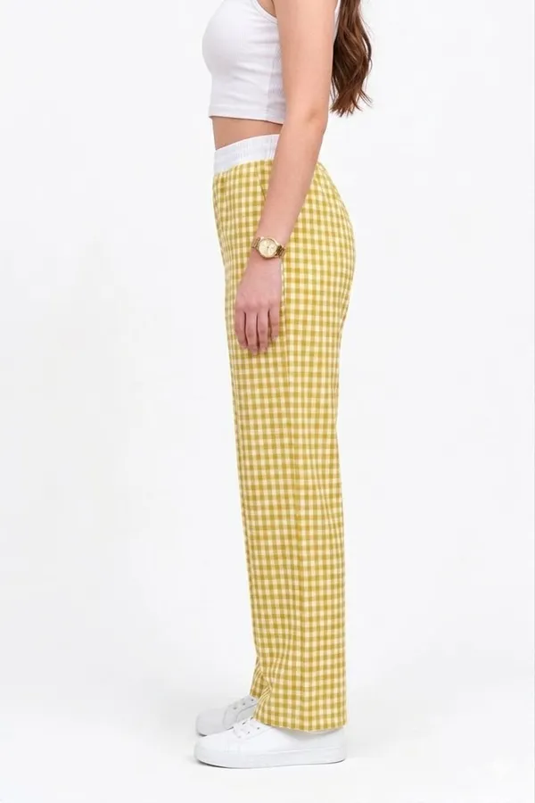 Yellow_Cotton_Relaxed_Fit_Palazzo_Pants_For_Women