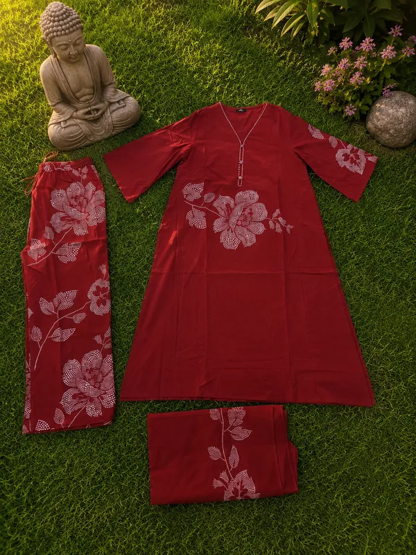Red_Cotton_Kurti_Set_With_Dupatta_For_Women