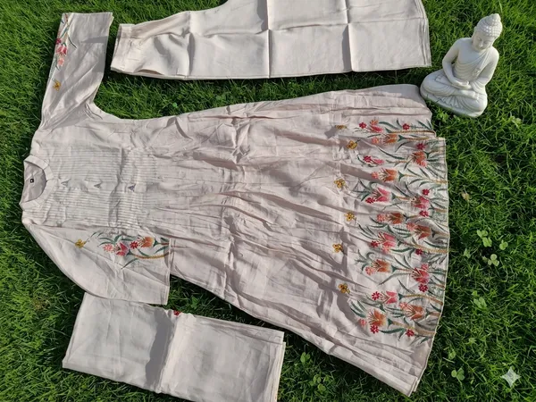 Off_White_Cotton_Kurti_Pant_Set_For_Women