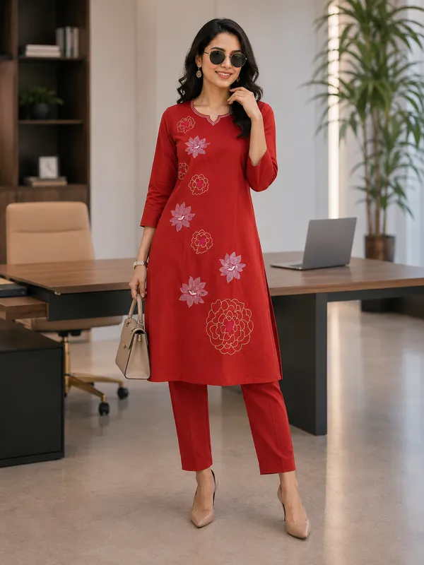 Red_Cotton_Kurti_Pant_Set_For_Women
