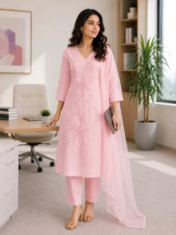 Baby_Pink_Cotton_Kurti_Set_With_Dupatta_For_Women