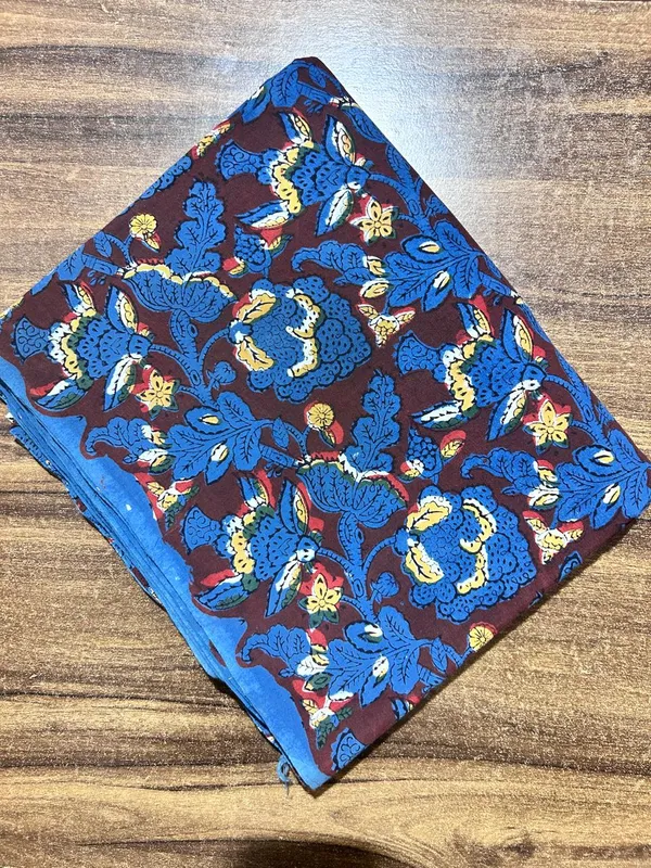 Unstiched_Multicolor_Soft_Cotton_Unstiched_Kurti_For_Women