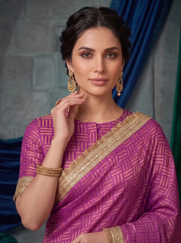 Purple_Jacquard_Satin_Tissue_Silk_Saree_with_Kiran_Fringed_Border