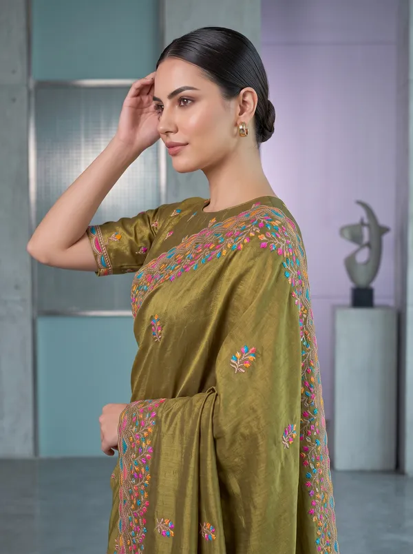 Georgette_Chinon_Saree_with_Colorful_Floral_Embroidery