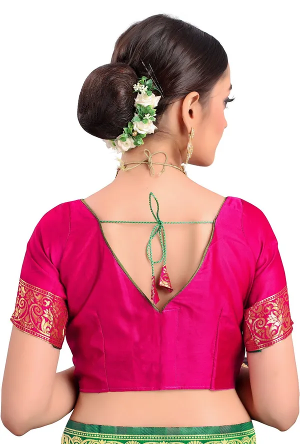 Green_Banarasi_Silk_Blend_Jacquard_Woven_Saree_For_Women_|_With_Blouse_Piece