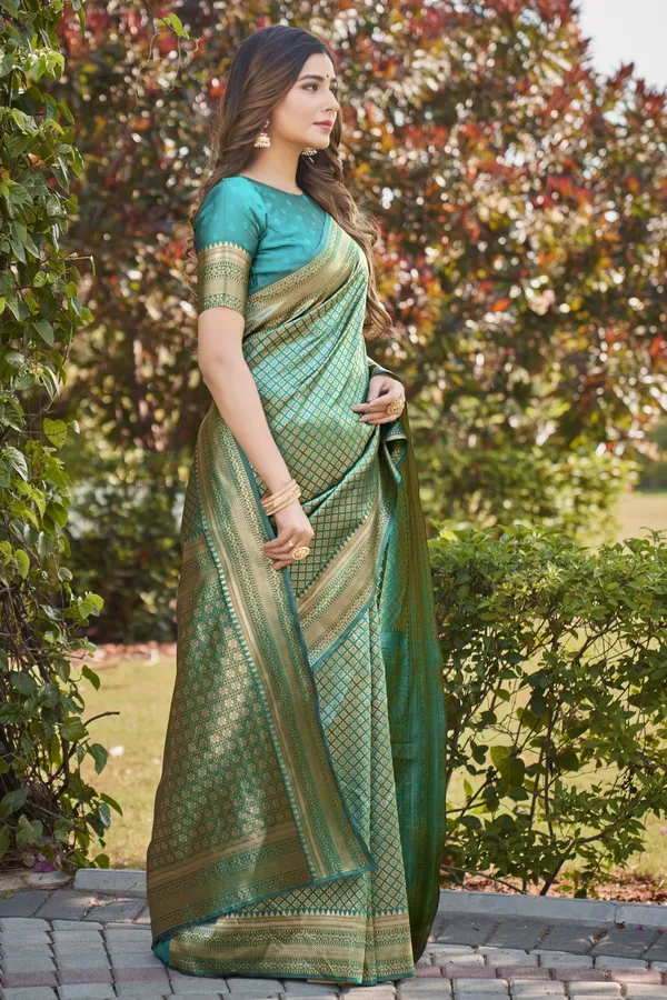 Light_Green_Georgette_Woven_Banarasi_Jacquard_Saree_For_Women_|_With_Blouse_Piece