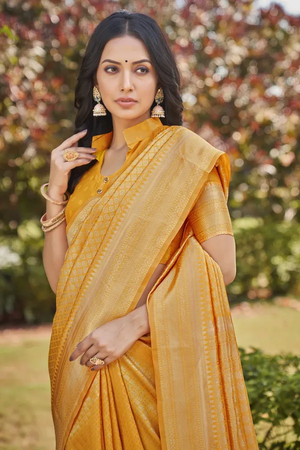 Yellow_Georgette_Banarasi_Jacquard_Zari_Woven_Saree_For_Women_|_With_Blouse_Piece