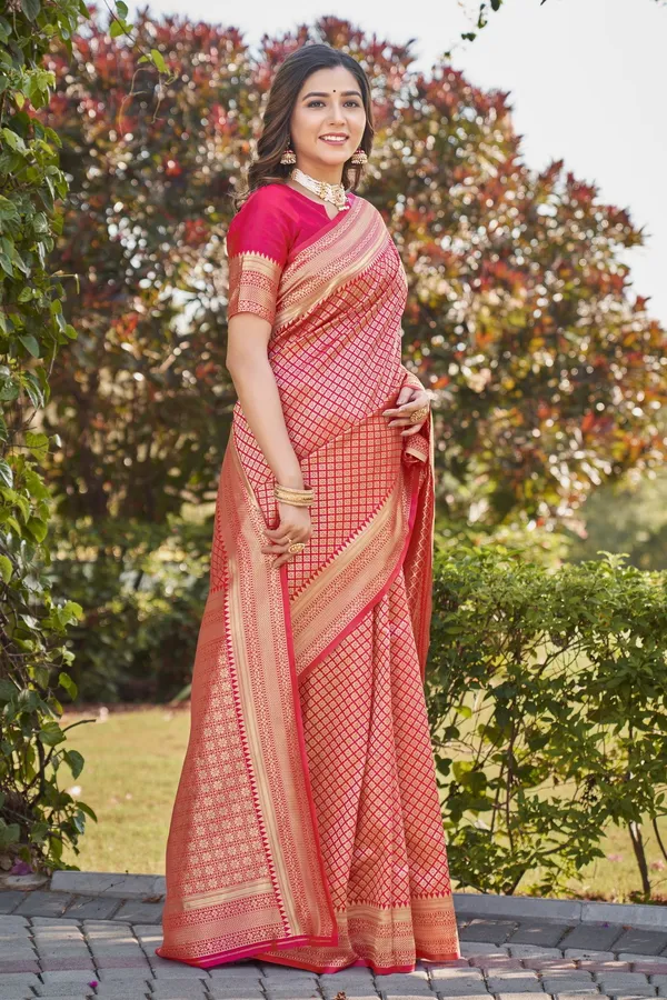 Pink_Banarasi_Silk_Jacquard_Golden_Zari_Woven_Saree_For_Women_|_With_Blouse_Piece