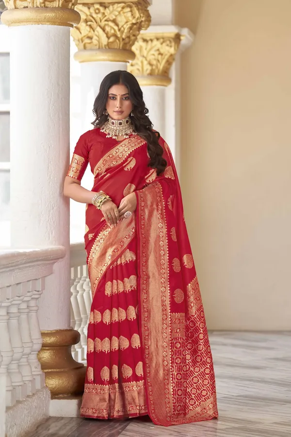 Red_Banarasi_Silk_Blend_Jacquard_Zari_Woven_Saree_For_Women_|_With_Blouse_Piece