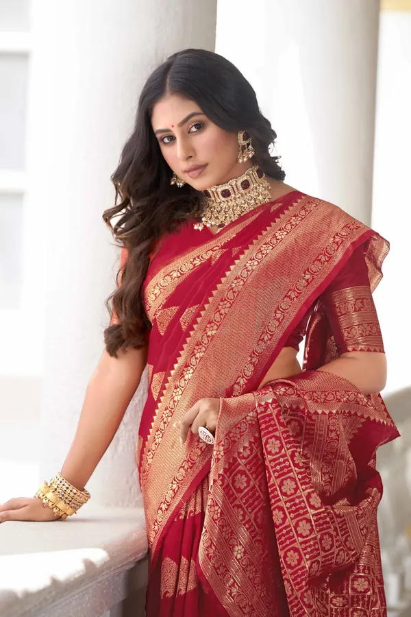 Red_Banarasi_Silk_Blend_Jacquard_Zari_Woven_Saree_For_Women_|_With_Blouse_Piece