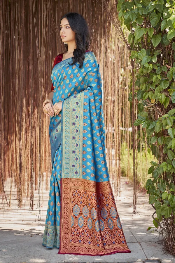Light_Blue_Georgette_Woven_Jacquard_Zari_Saree_For_Women_|_With_Blouse_Piece