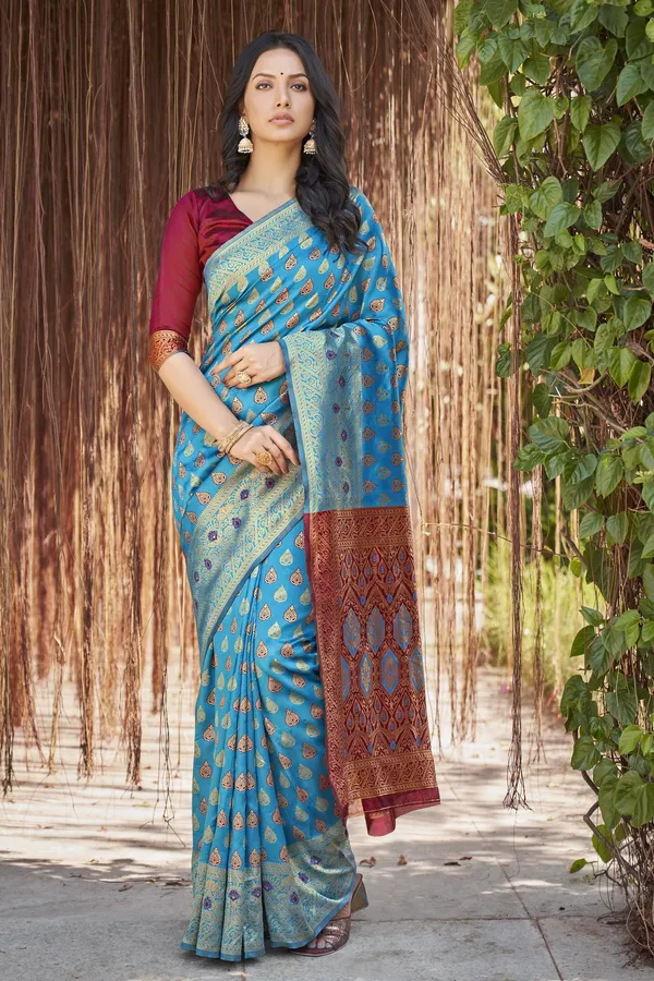 Light_Blue_Georgette_Woven_Jacquard_Zari_Saree_For_Women_|_With_Blouse_Piece