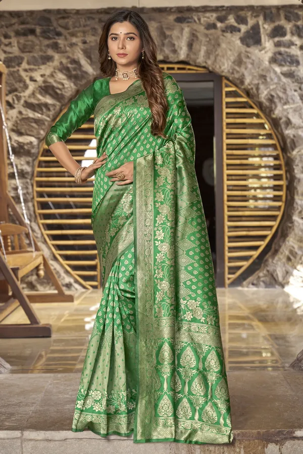 Green_Banarasi_Silk_Jacquard_Golden_Zari_Woven_Saree_For_Women_|_With_Blouse_Piece