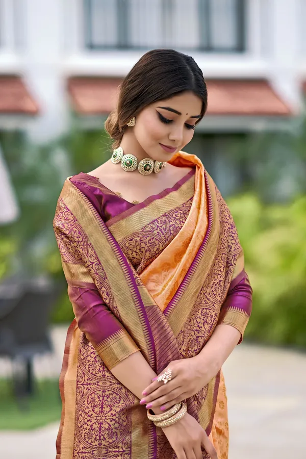 Peach_Banarasi_Silk_Blend_Jacquard_Woven_Saree_For_Women_|_With_Blouse_Piece