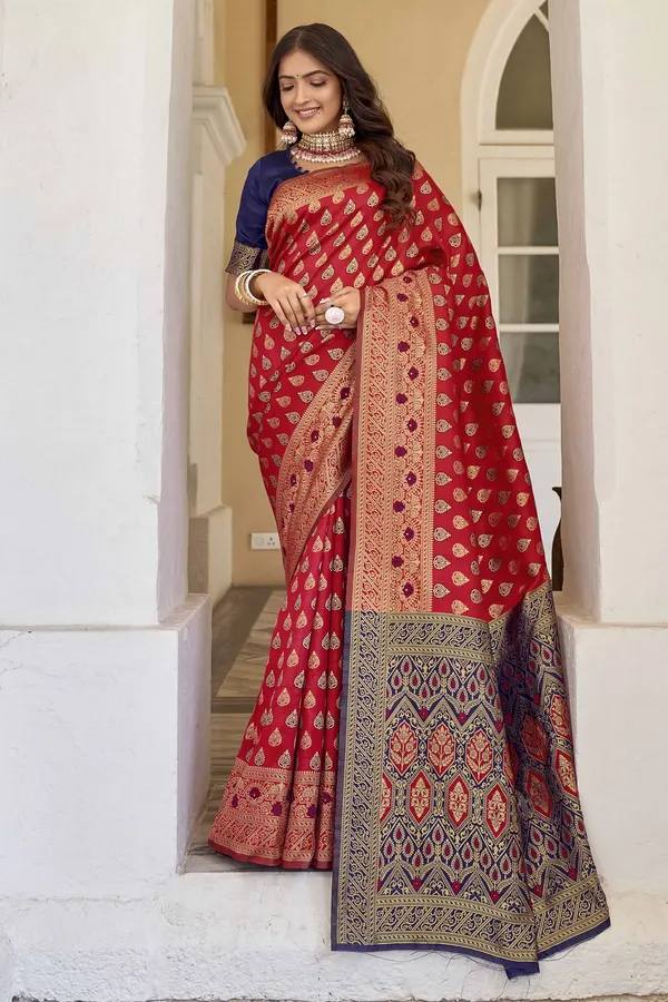 Red_Georgette_Woven_Kanjivaram_Jacquard_Saree_For_Women_|_With_Blouse_Piece