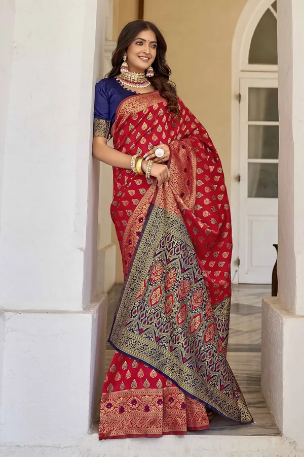 Red_Georgette_Woven_Kanjivaram_Jacquard_Saree_For_Women_|_With_Blouse_Piece