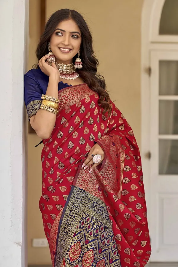 Red_Georgette_Woven_Kanjivaram_Jacquard_Saree_For_Women_|_With_Blouse_Piece