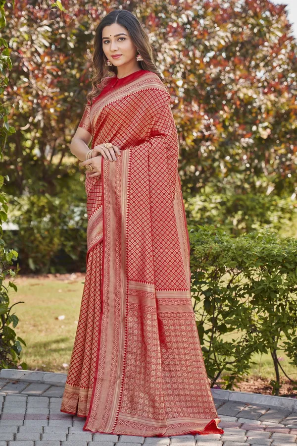 Red_Banarasi_Silk_Blend_Jacquard_Zari_Woven_Saree_For_Women_|_With_Blouse_Piece