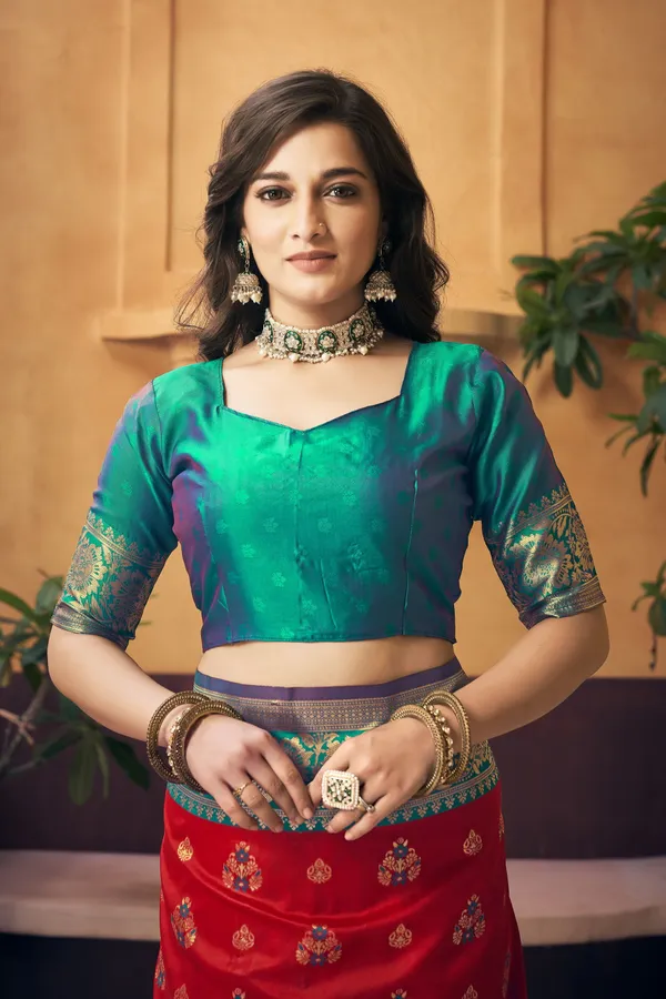 Red_Banarasi_Silk_Blend_Jacquard_Zari_Motif_Woven_Saree_For_Women_|_With_Blouse_Piece