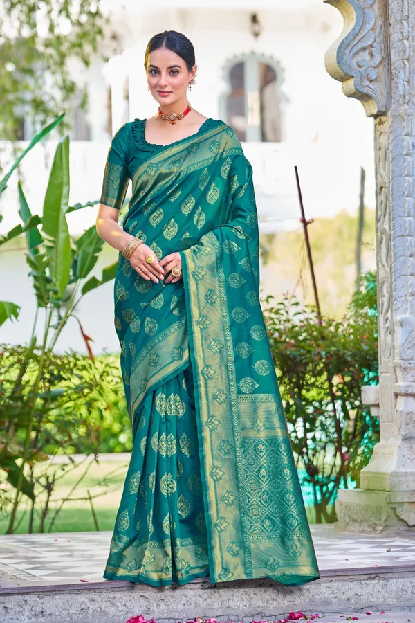 Light_Blue_Banarasi_Silk_Blend_Jacquard_Woven_Saree_For_Women_|_With_Blouse_Piece