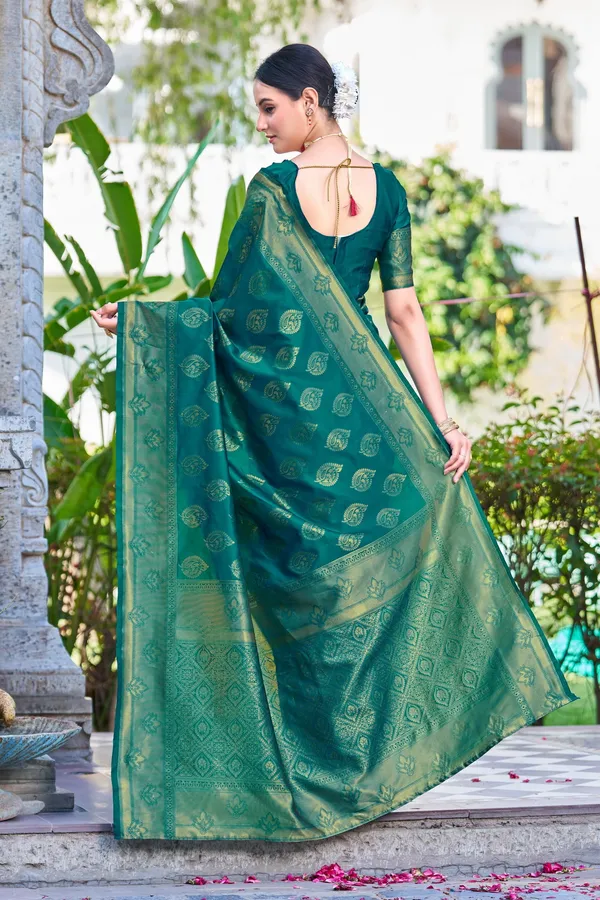 Light_Blue_Banarasi_Silk_Blend_Jacquard_Woven_Saree_For_Women_|_With_Blouse_Piece