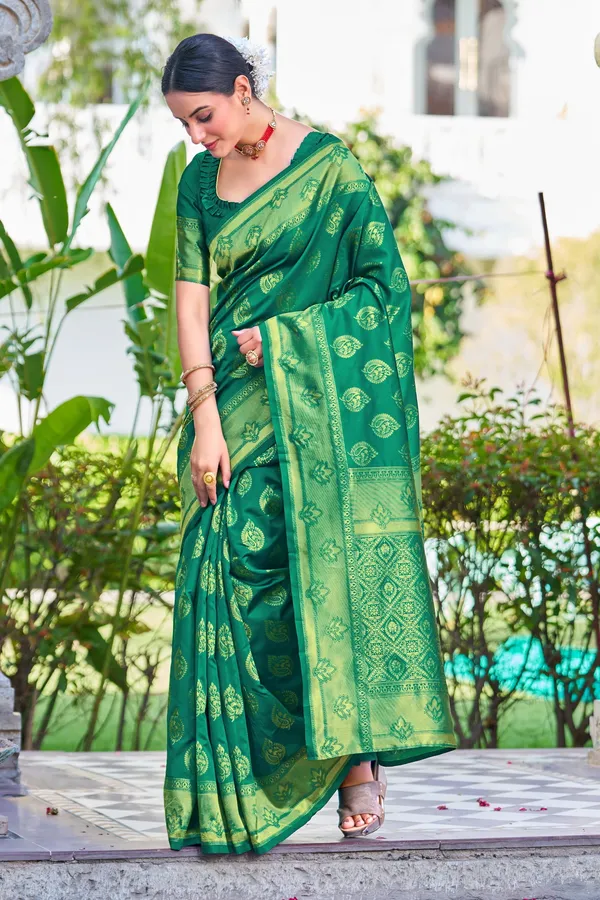 Light_Green_Georgette_Woven_Banarasi_Jacquard_Saree_For_Women_|_With_Blouse_Piece