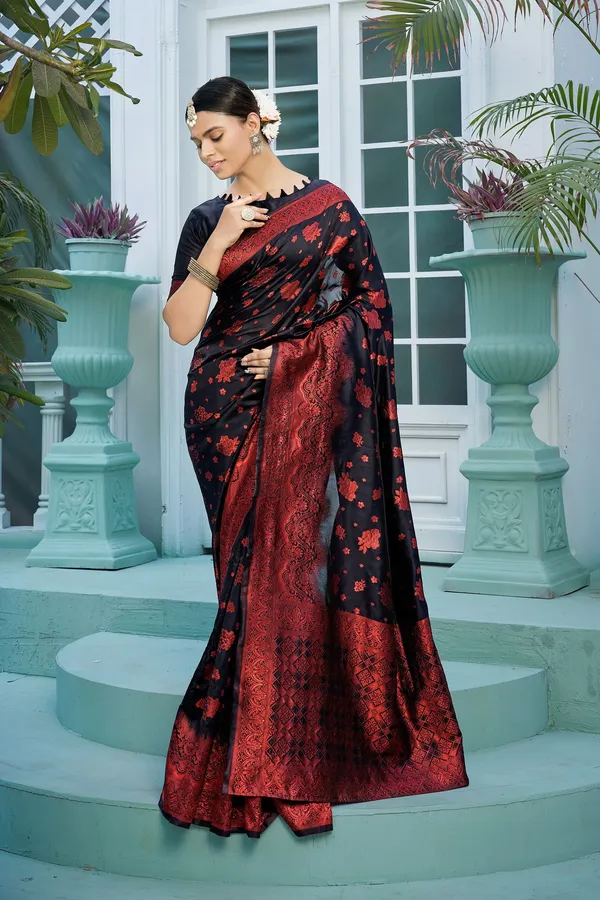 Sariya_Black_Banarasi_Jacquard_Woven_Motif_Silk_Blend_Saree_For_Women_|_With_Blouse_Piece