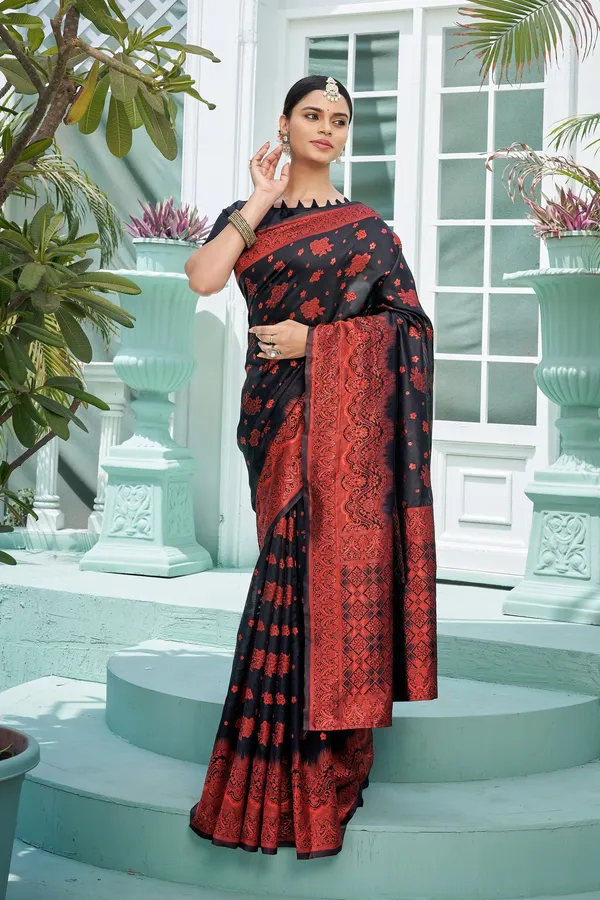 Sariya_Black_Banarasi_Jacquard_Woven_Motif_Silk_Blend_Saree_For_Women_|_With_Blouse_Piece