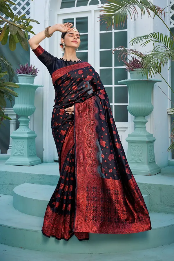 Sariya_Black_Banarasi_Jacquard_Woven_Motif_Silk_Blend_Saree_For_Women_|_With_Blouse_Piece