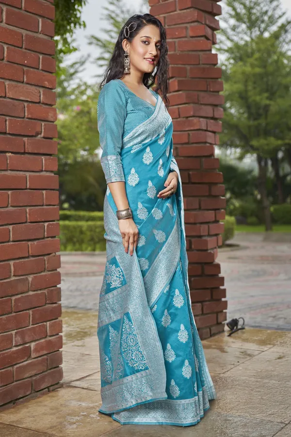 Light_Blue_Georgette_Banarasi_Jacquard_Floral_Woven_Saree_For_Women_|_With_Blouse_Piece