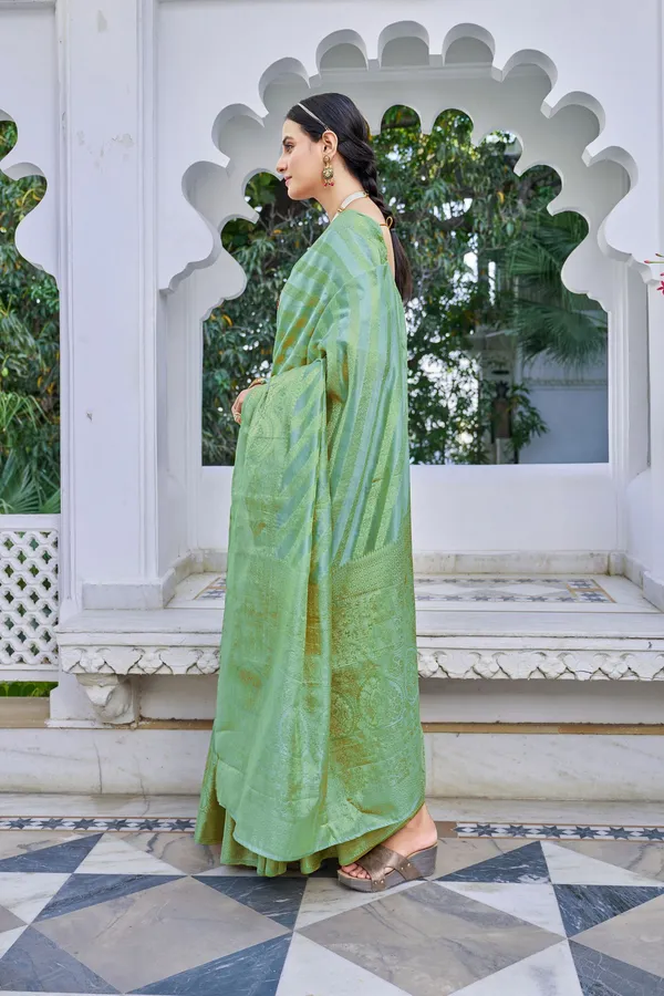 Light_Blue_Organza_Woven_Banarasi_Jacquard_Golden_Zari_Saree_For_Women_|_With_Blouse_Piece