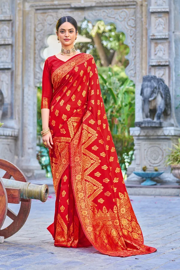 Red_Banarasi_Jacquard_Silk_Blend_Woven_Saree_For_Women_|_With_Blouse_Piece