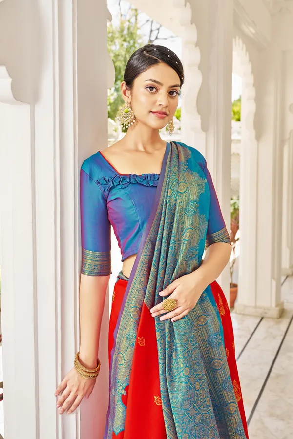 Red_Light_Blue_Banarasi_Silk_Blend_Jacquard_Zari_Woven_Saree_For_Women_|_With_Blouse_Piece