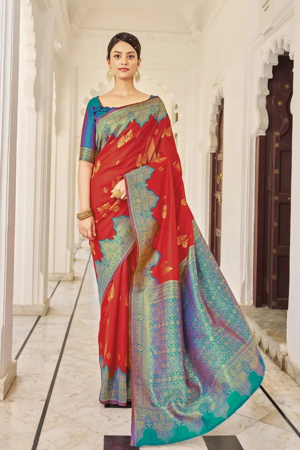 Red_Green_Silk_Blend_Jacquard_Banarasi_Contrast_Pallu_Saree_For_Women_|_With_Blouse_Piece