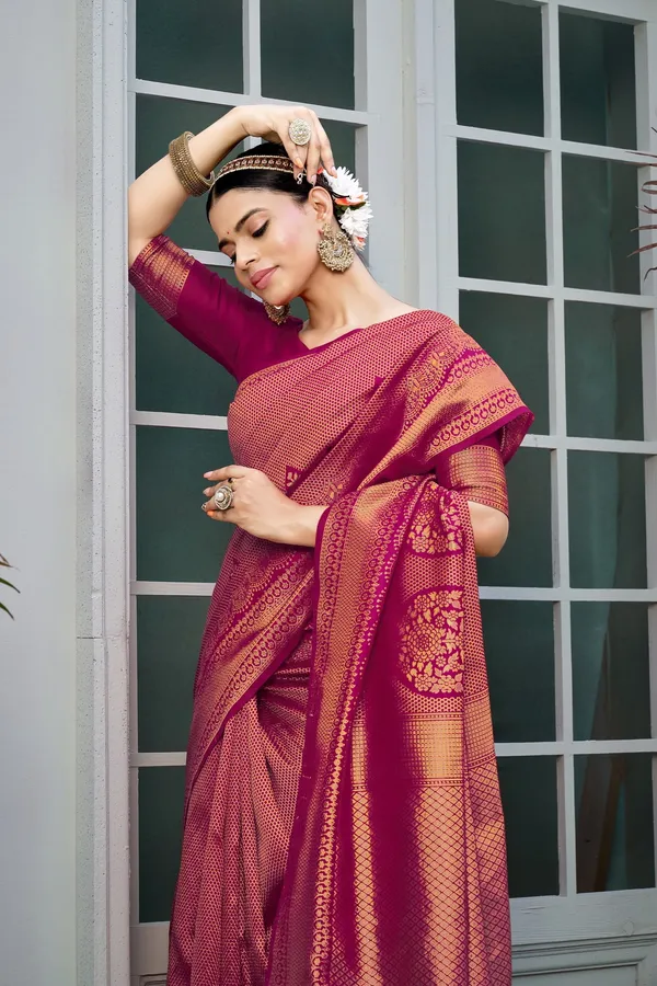 Purple_Georgette_Banarasi_Jacquard_Floral_Woven_Saree_For_Women_|_With_Blouse_Piece