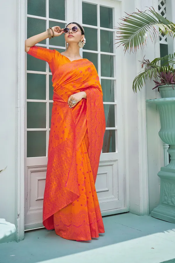 Sariya_Mustard_Banarasi_Jacquard_Woven_Motif_Silk_Blend_Saree_For_Women_|_With_Blouse_Piece
