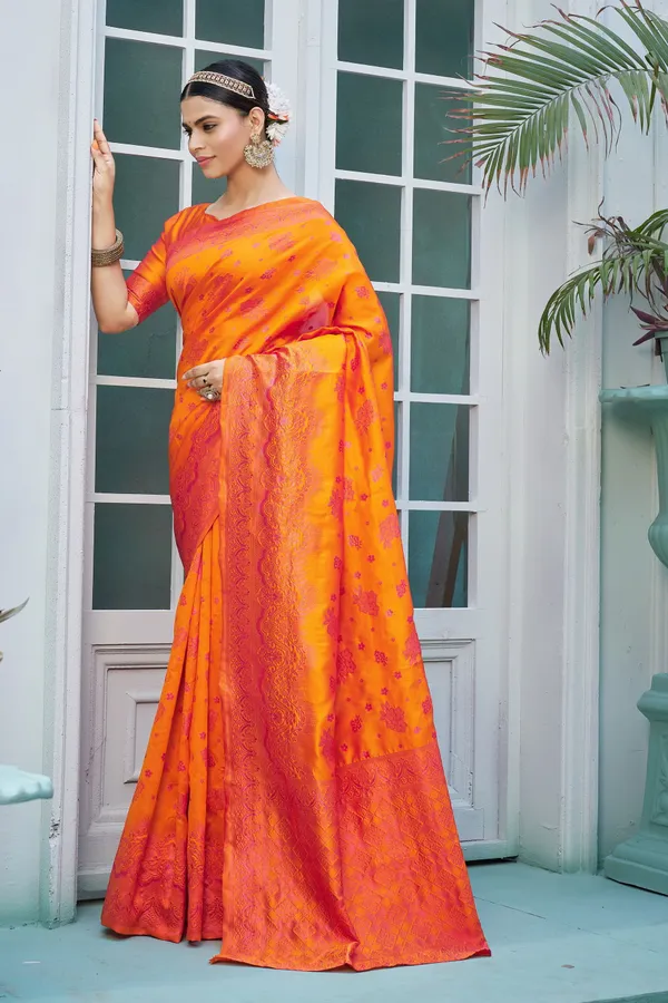 Sariya_Mustard_Banarasi_Jacquard_Woven_Motif_Silk_Blend_Saree_For_Women_|_With_Blouse_Piece