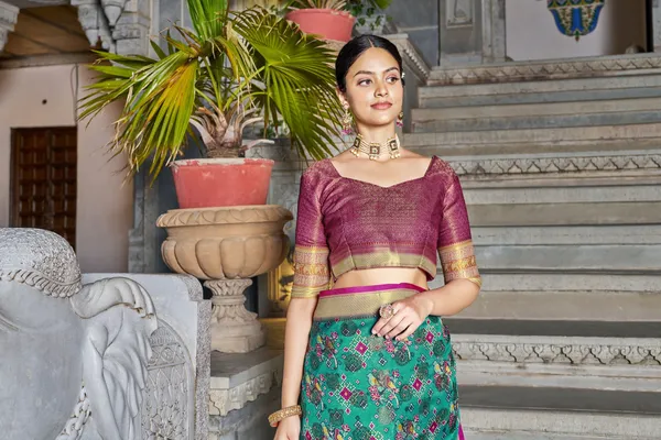 Green_Banarasi_Pure_Silk_Digital_Print_Jacquard_Woven_Saree_For_Women_|_With_Blouse_Piece