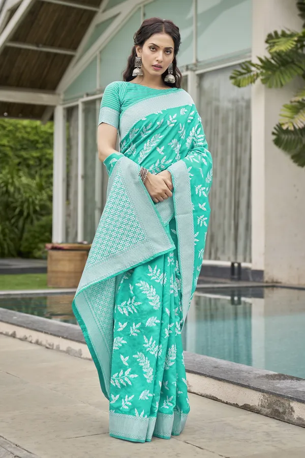 Light_Green_Banarasi_Silk_Jacquard_Leaf_Motif_Woven_Saree_For_Women_|_With_Blouse_Piece