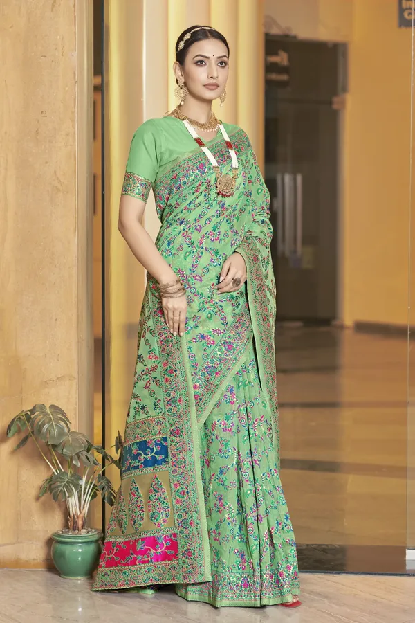 Light_Green_Kalamkari_Jacquard_Silk_Blend_Woven_Saree_For_Women_|_With_Blouse_Piece