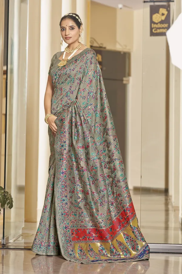 Grey_Banarasi_Jacquard_Silk_Blend_Kalamkari_Woven_Saree_For_Women_|_With_Blouse_Piece