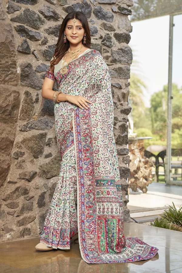 White_Silk_Blend_Jacquard_Banarasi_Meenakari_Woven_Saree_For_Women_|_With_Blouse_Piece