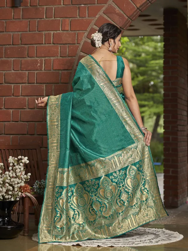 Light_Green_Georgette_Banarasi_Jacquard_Woven_Saree_For_Women_|_With_Blouse_Piece