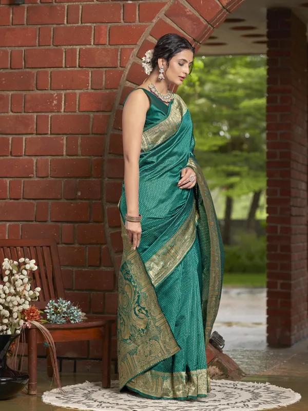 Light_Green_Georgette_Banarasi_Jacquard_Woven_Saree_For_Women_|_With_Blouse_Piece