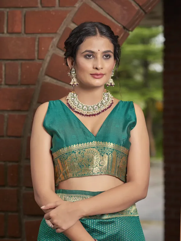 Light_Green_Georgette_Banarasi_Jacquard_Woven_Saree_For_Women_|_With_Blouse_Piece