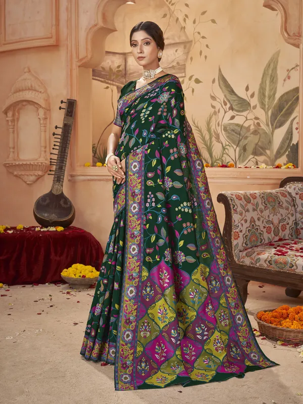 Green_Banarasi_Silk_Blend_Jacquard_Meenakari_Woven_Saree_For_Women_|_With_Blouse_Piece