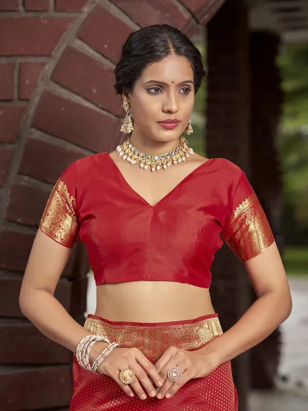 Red_Georgette_Banarasi_Jacquard_Woven_Saree_For_Women_|_With_Blouse_Piece