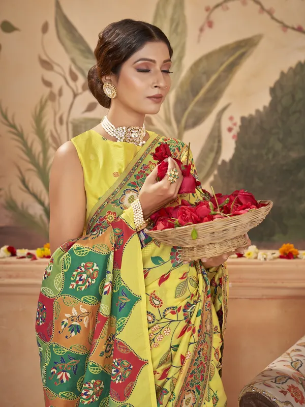 Yellow_Georgette_Banarasi_Jacquard_Meenakari_Woven_Saree_For_Women_|_With_Blouse_Piece