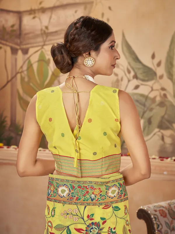 Yellow_Georgette_Banarasi_Jacquard_Meenakari_Woven_Saree_For_Women_|_With_Blouse_Piece